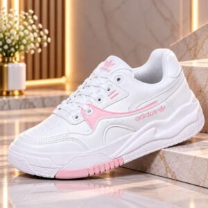كوتشي حريمي adidas
